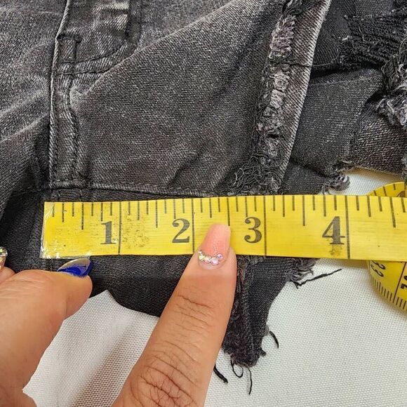 Kancan Black Denim Distressed Jean Shorts Size 9 Style Kc11142 - Picture 5 of 7